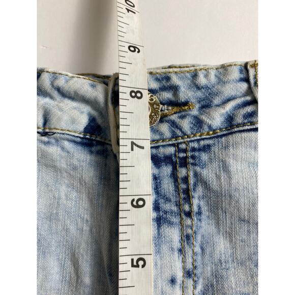 Boom Boom Jeans Acid Wash Blue Lace Accented Hot Shorts Women's Size 4 - Picture 8 of 9